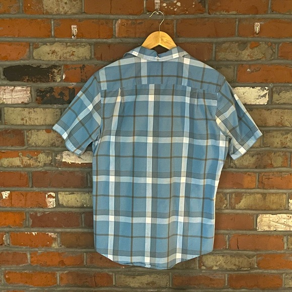 Quiksilver Short Sleeve Button Up - Picture 2 of 3